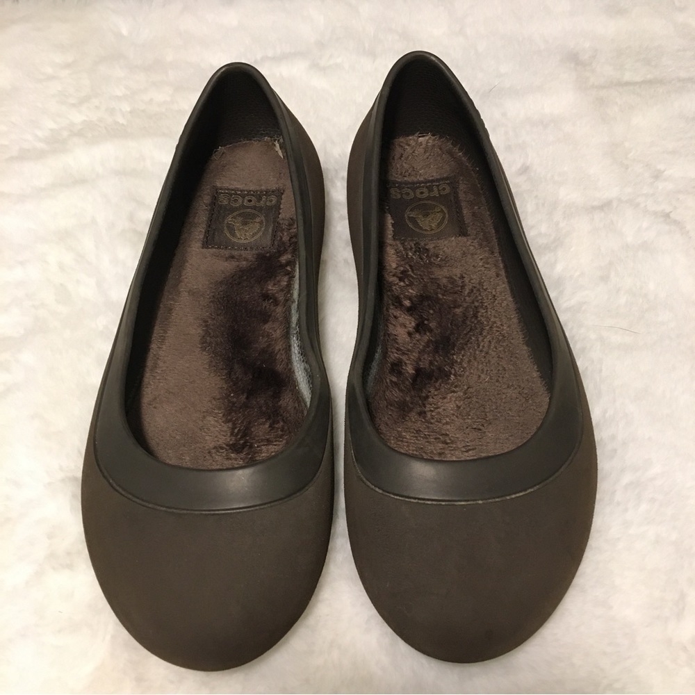 Crocs Shoes Size 6 Brown SB-25